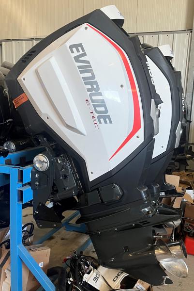 r-1905-r-1906-bi-motorisation-evinrude-e-tec-300-cv-g2-ann-e-2018